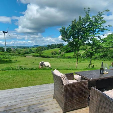 Caplor Glamping & Lodges Hereford Exterior foto