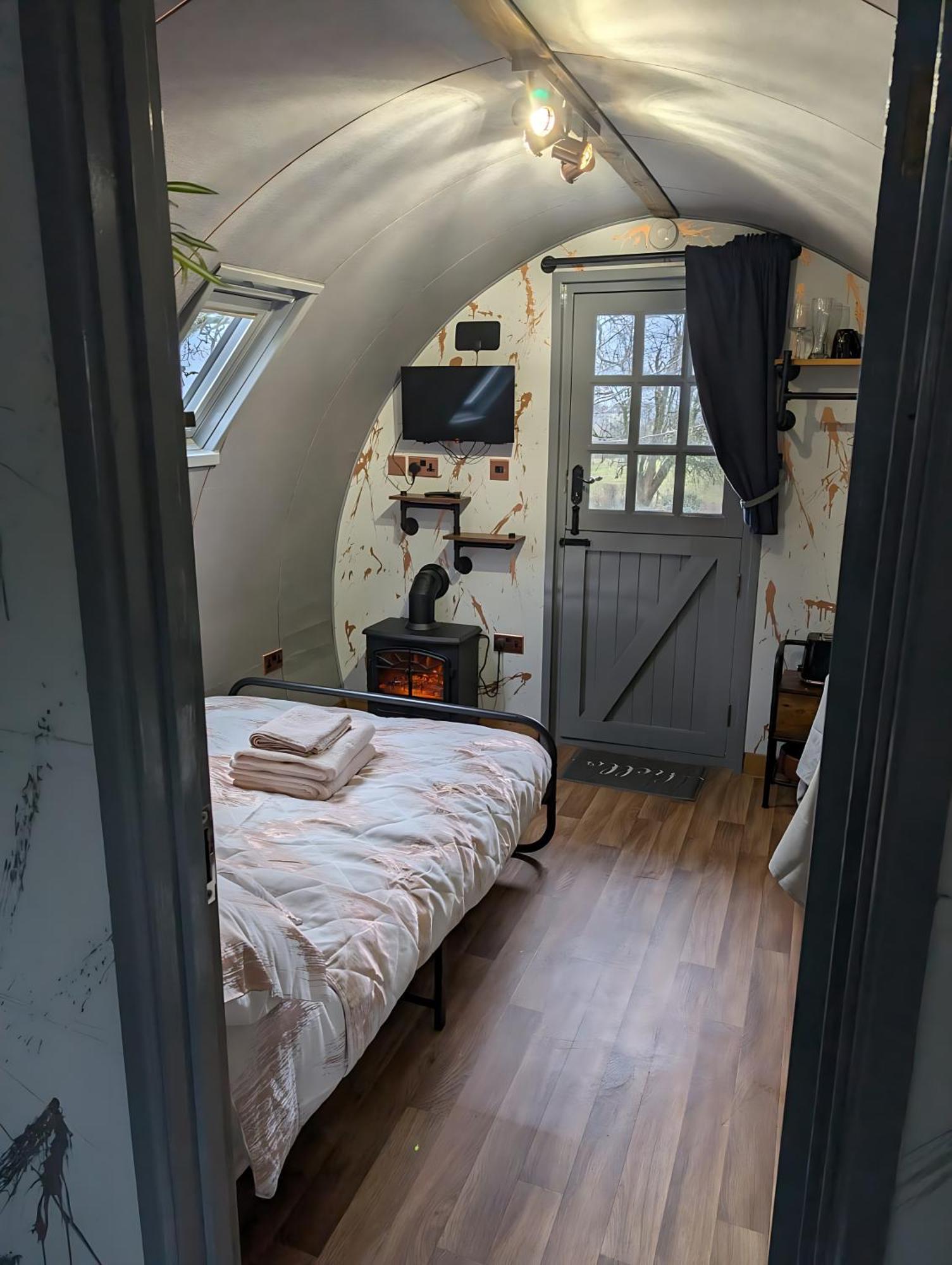 Caplor Glamping & Lodges Hereford Exterior foto