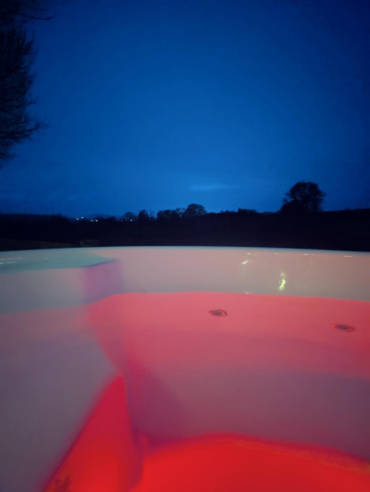 Caplor Glamping & Lodges Hereford Exterior foto